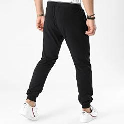 Meilleur prix ✔️ Pantalon Jogging Julio 00SJ3J-0DDAI Noir de Diesel ✔️ -Diesel Soldes Magasin diesel 243698 00SJ3J 0JKKB 900 20201204T105246 04