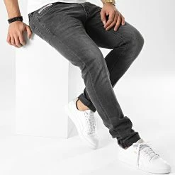 Promo 🔔 Jean Slim Luster 00SID9-0GDAQ Gris Anthracite de Diesel 🎉 -Diesel Soldes Magasin diesel 292824 00SID9 0GDAQ 02 20211125T122841 03