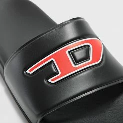 Meilleur prix ⌛ Claquettes Sa-Mayemi Y02800 Black Red de Diesel 🧨 -Diesel Soldes Magasin diesel 292835 Y02800 P4440 H8984 20211214T162545 03