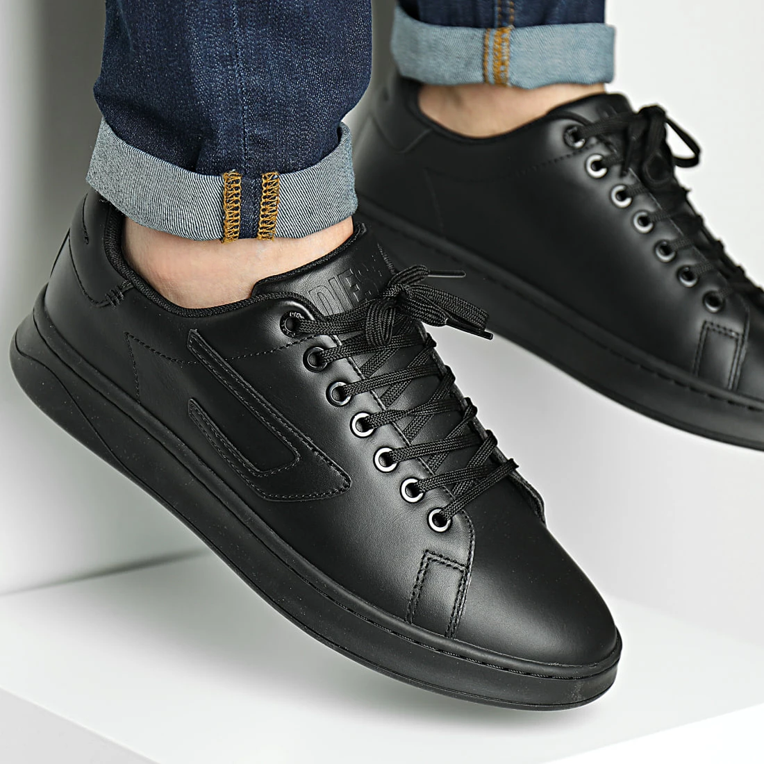 Sortie 🛒 Baskets Athene Low Y02869 Black de Diesel 👍 3 Sortie 🛒 Baskets Athene Low Y02869 Black de Diesel 👍