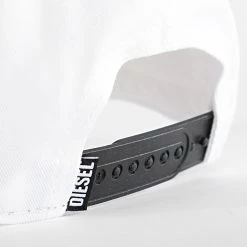 Le moins cher 💯 Casquette Rune Blanc de Diesel 👍 -Diesel Soldes Magasin diesel 298527 A03700 0JCAR 100 20220126T161306 04