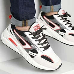 Meilleur prix 👍 Baskets Serendipity Sport Y02868 Bright White Red Alert Jet Black de Diesel 🤩