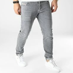 Les meilleures critiques de 😉 Jean Regular Fit Yennox A00389 Gris de Diesel 🎁