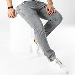 Les meilleures critiques de 😉 Jean Regular Fit Yennox A00389 Gris de Diesel 🎁 8 Les meilleures critiques de 😉 Jean Regular Fit Yennox A00389 Gris de Diesel 🎁 -Diesel Soldes Magasin diesel 301396 A00389 0GDAP 07 20220207T163144 03