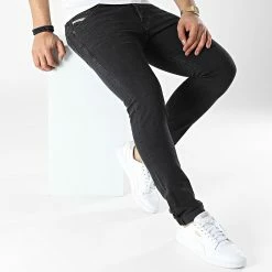 Grosses soldes 😉 Jean Slim Yennox A00389-0GDAR Gris Anthracite de Diesel ✔️ -Diesel Soldes Magasin diesel 302024 A00389 0GDAR 02 20220318T155929 03