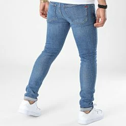 Sortie 🥰 Jean Slim D-Strukt A03562 Bleu Denim de Diesel 🥰 -Diesel Soldes Magasin diesel 324119 A03562 09D47 01 20220627T155855 04