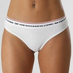 Les meilleures critiques de 🧨 Lot De 3 Strings Femme Starsey A05139-0WEAB Blanc Noir Rose de Diesel 🛒 -Diesel Soldes Magasin diesel 324298 A05139 0WEAB E6220 20220624T135528 04