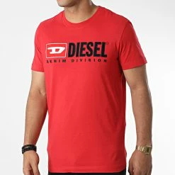 Sortie 💯 Tee 👕 Shirt A03766-0AAXJ Rouge de Diesel ✨