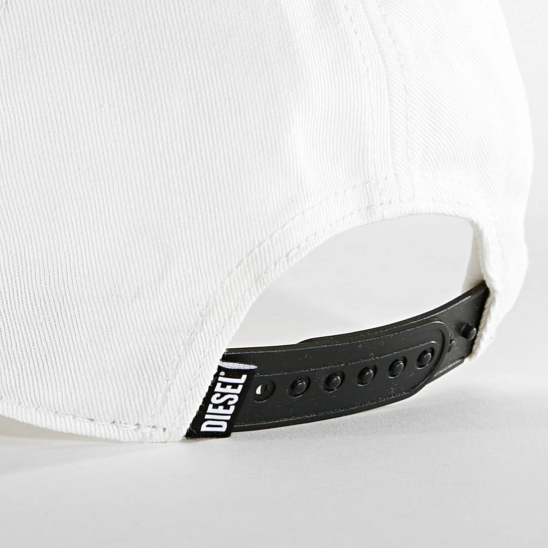 Acheter 👏 Casquette Rune Blanc de Diesel 🔔 5 Acheter 👏 Casquette Rune Blanc de Diesel 🔔 – Image 3