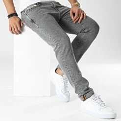 Offres 🛒 Jean Slim D-Strukt A03558-09D78 Gris de Diesel ❤️ -Diesel Soldes Magasin diesel 339387 A03558 09D78 02 20221108T151357 03