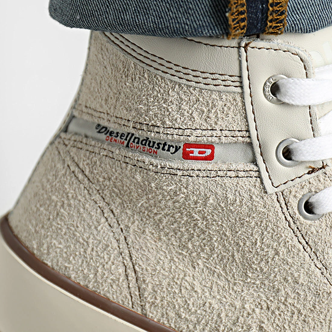 Grosses soldes 😍 Baskets Montantes S-Principia Mid X Y02966 White de Diesel 🤩 4 Grosses soldes 😍 Baskets Montantes S-Principia Mid X Y02966 White de Diesel 🤩 – Image 2